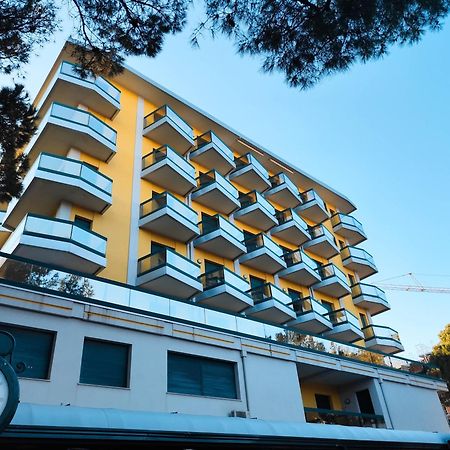 Costa Del Sol Apartment Lido di Jesolo Exterior photo