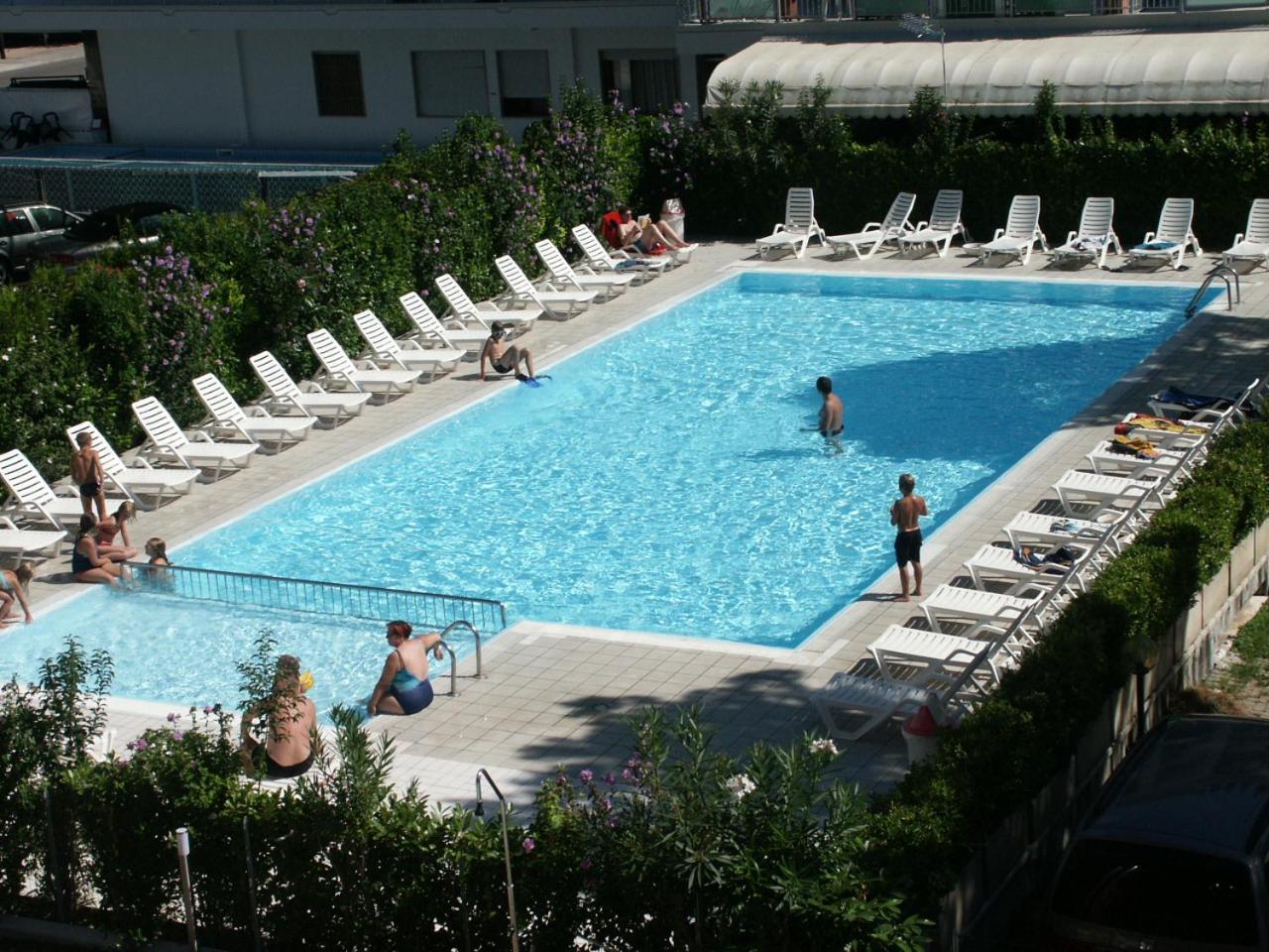 Costa Del Sol Apartment Lido di Jesolo Exterior photo